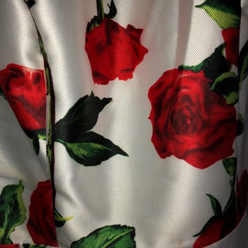 Dress - Picture 3 of 3